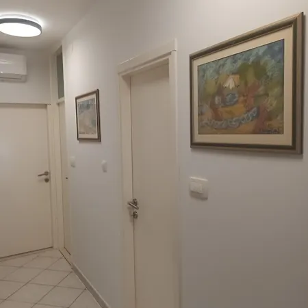 Leona Apartment-perfect For Four 公寓 斯普利特