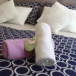 Lejlighed Leona Apartment-perfect For Four *