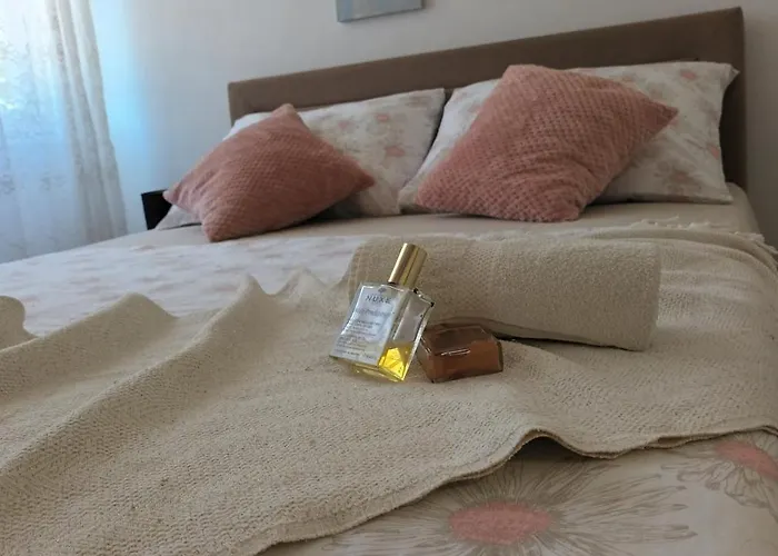 Leona Apartment-perfect For Four Lägenhet