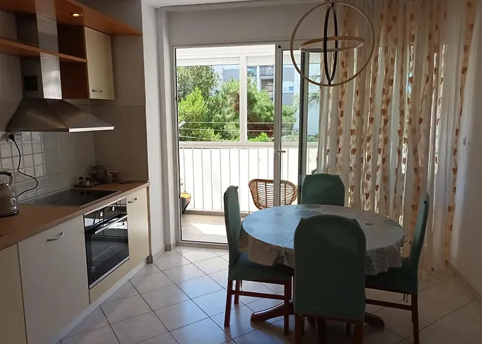 Lägenhet Leona Apartment-perfect For Four *