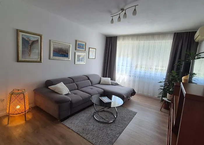 Leona Apartment-perfect For Four * Split